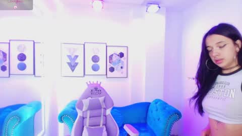 Snapshot of chloe_meoww chatting on June 2026 11:58:02 AM Chloe online show from June 2026 11:58:02 AM