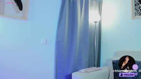 Snapshot of chloe_morgans chatting on December 2025 01:42:01 PM chloe online show from December 2025 01:42:01 PM