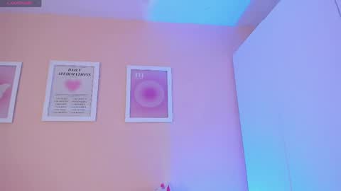 Chloe  online show from April 2026 03:18:02 AM