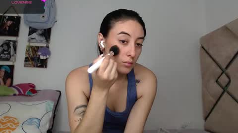 Chloe  online show from October 2025 09:16:01 PM