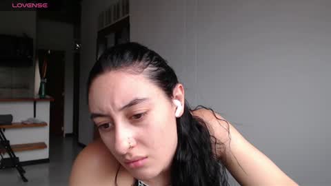 Snapshot of chloe_vahos chatting on July 2026 08:11:01 PM Chloe online show from July 2026 08:11:01 PM