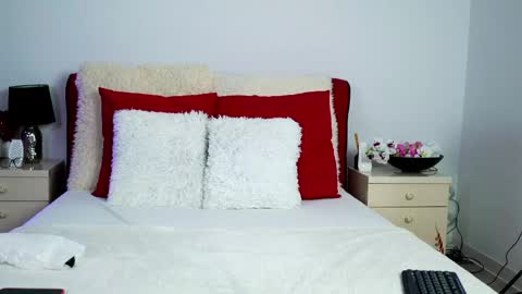 Chloe online show from June 2026 04:03:02 AM