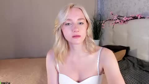 Chloe Deccker online show from June 2026 01:26:02 AM