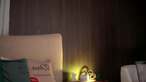 Snapshot of chloedevinex chatting on October 2025 04:08:02 AM chloedevinex online show from October 2025 04:08:02 AM