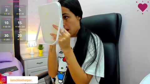 Snapshot of chloeharper_ chatting on November 2025 01:22:02 PM Chloe Harper online show from November 2025 01:22:02 PM