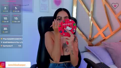 Snapshot of chloeharper_ chatting on November 2025 07:03:01 PM Chloe Harper online show from November 2025 07:03:01 PM