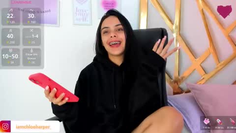 Snapshot of chloeharper_ chatting on November 2025 01:39:02 PM Chloe Harper online show from November 2025 01:39:02 PM