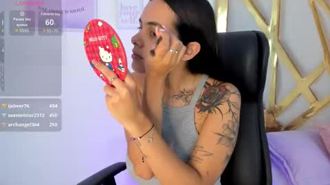 Snapshot of chloeharper_ chatting on November 2025 06:56:02 PM Chloe Harper online show from November 2025 06:56:02 PM