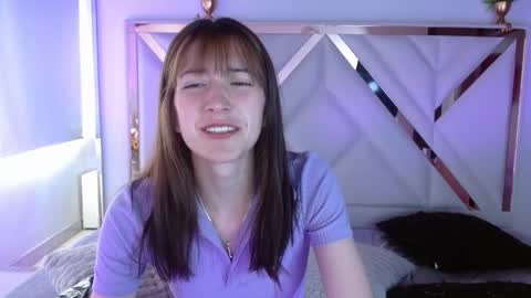 Chloe online show from November 2025 03:17:02 PM