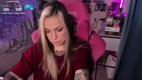 Snapshot of chloekohaku chatting on November 2025 08:57:02 AM ChloeKohaku online show from November 2025 08:57:02 AM