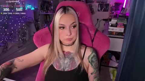 Snapshot of chloekohaku chatting on November 2025 05:53:02 AM ChloeKohaku online show from November 2025 05:53:02 AM