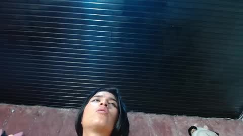 chlooe_zoe online show from February 2025 02:32:02 PM