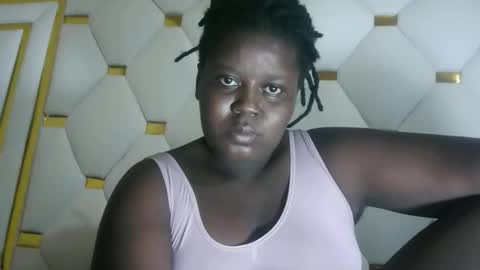 Snapshot of choclate_goddess chatting on January 2026 08:05:02 AM Paula online show from January 2026 08:05:02 AM