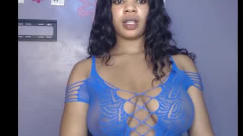 Snapshot of choco_chocox chatting on February 2025 08:17:01 AM ESTHER online show from February 2025 08:17:01 AM