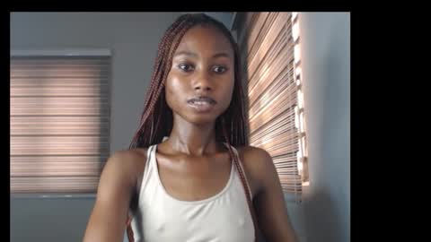 Snapshot of choco_petitqueen chatting on January 2026 02:43:01 PM choco_petitqueen online show from January 2026 02:43:01 PM