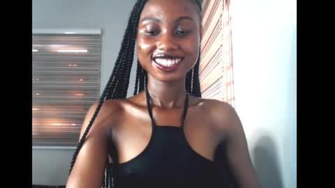 Snapshot of choco_petitqueen chatting on February 2026 08:13:01 AM choco_petitqueen online show from February 2026 08:13:01 AM