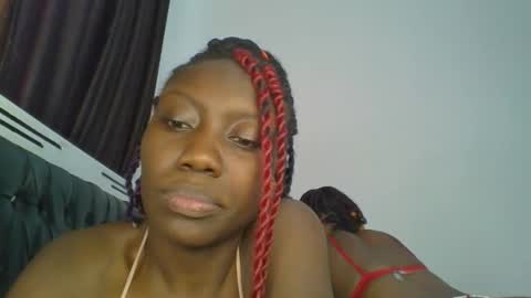 chocobear22 online show from November 2025 12:16:02 PM