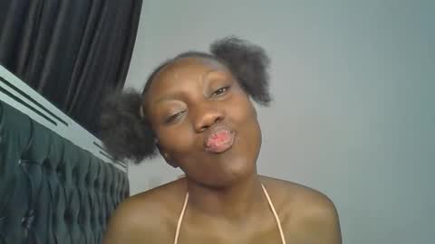 chocobear22 online show from November 2025 11:15:01 PM