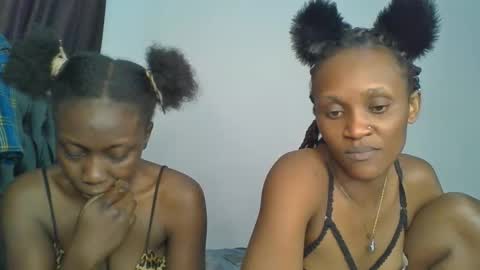 chocobear22 online show from November 2025 11:32:02 AM