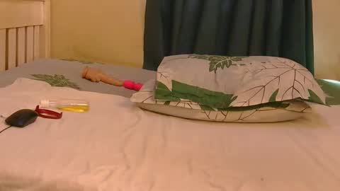 chocolate_candiee online show from January 2026 11:16:02 AM