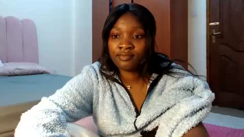 Snapshot of chocolate_desiree chatting on June 2026 09:50:01 AM Lofti online show from June 2026 09:50:01 AM