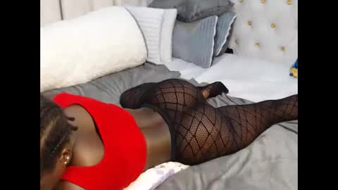 Snapshot of chocolate_diva chatting on November 2025 07:50:01 AM Montana online show from November 2025 07:50:01 AM