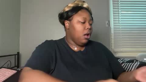 Melina online show from April 2026 12:25:01 PM