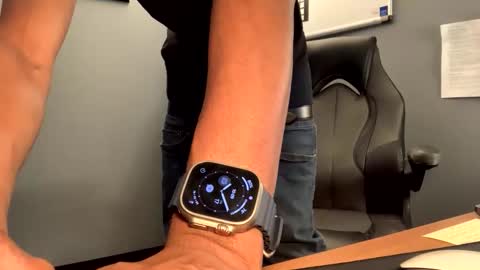 YoungSlim online show from April 2026 02:09:02 PM