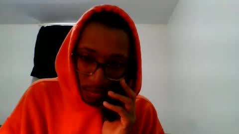 Chocolatinhermoso online show from December 2024 05:33:02 PM
