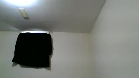 Chocolatinhermoso online show from December 2024 04:54:01 PM