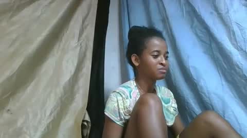 Snapshot of chololatblonde chatting on February 2026 11:23:01 PM chololatblonde online show from February 2026 11:23:01 PM