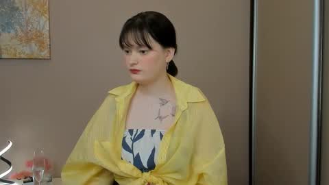 Cassandra online show from March 2026 04:12:02 AM