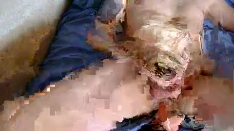 Snapshot of chpoor chatting on February 2025 02:04:02 PM davenz online show from February 2025 02:04:02 PM