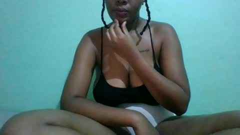 Snapshot of chr153087 chatting on June 2026 06:12:01 AM chr153087 online show from June 2026 06:12:01 AM