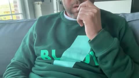 Snapshot of chris13abcd chatting on November 2025 02:39:02 PM chris13abcd online show from November 2025 02:39:02 PM