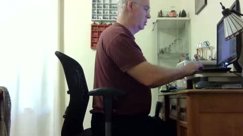 chris2002b online show from September 2025 01:40:02 AM