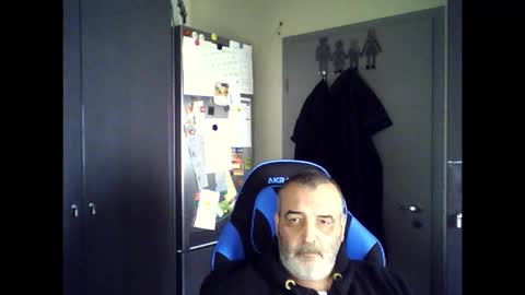 Snapshot of chris250268 chatting on September 2025 08:59:02 AM Chris online show from September 2025 08:59:02 AM