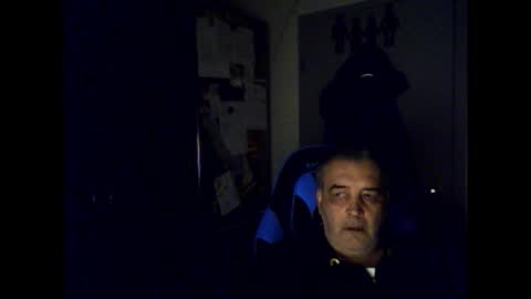 Snapshot of chris250268 chatting on October 2025 03:56:02 AM Chris online show from October 2025 03:56:02 AM