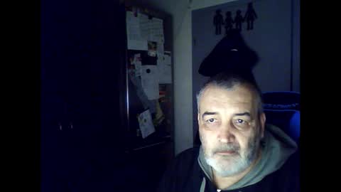 Snapshot of chris250268 chatting on November 2025 03:27:02 AM Chris online show from November 2025 03:27:02 AM