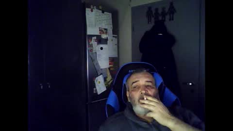 Snapshot of chris250268 chatting on November 2025 09:28:02 AM Chris online show from November 2025 09:28:02 AM