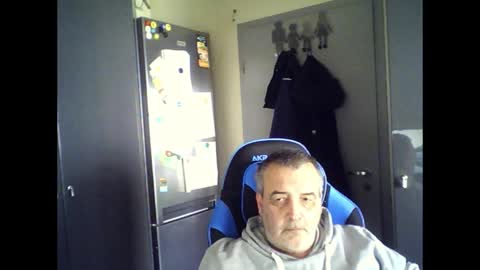 Chris online show from May 2026 10:53:01 AM