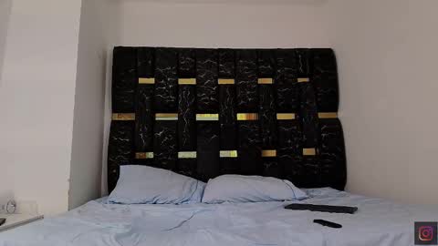 Chris B online show from October 2025 07:04:02 PM