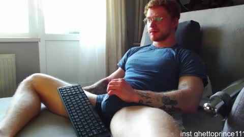redhead thief of sausages and hearts online show from May 2026 02:51:02 AM
