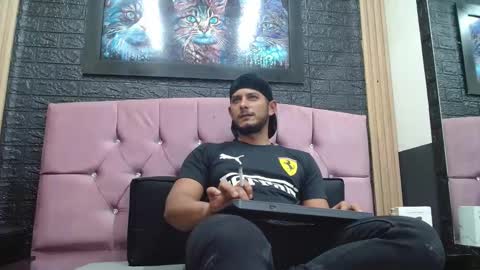 Snapshot of chris_dick2 chatting on December 2025 06:53:01 AM chris_dick2 online show from December 2025 06:53:01 AM