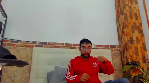 chris_kizz online show from December 2024 11:16:01 AM