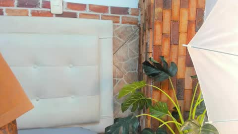 chris_kizz online show from December 2024 11:33:01 AM