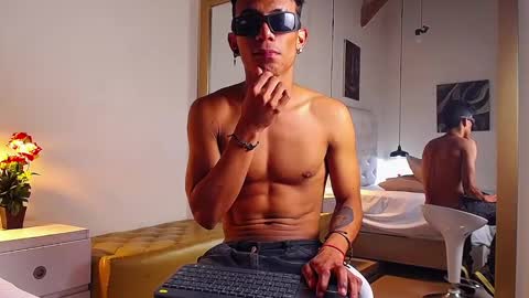 Chris Weell online show from December 2024 12:41:02 AM