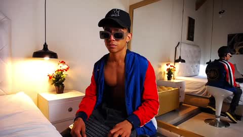 Chris Weell online show from December 2024 02:36:01 AM