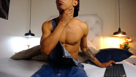 Chris Weell online show from December 2024 08:21:02 PM