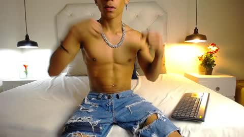 Chris Weell online show from December 2024 08:03:02 PM